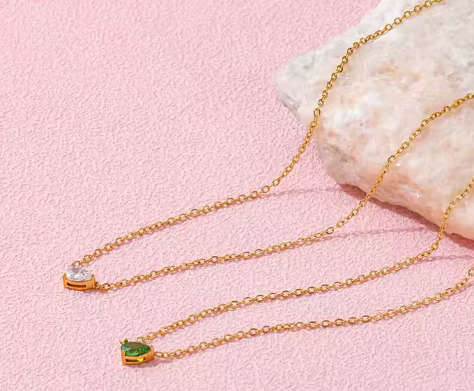 Meadowlight Teardrop Necklace